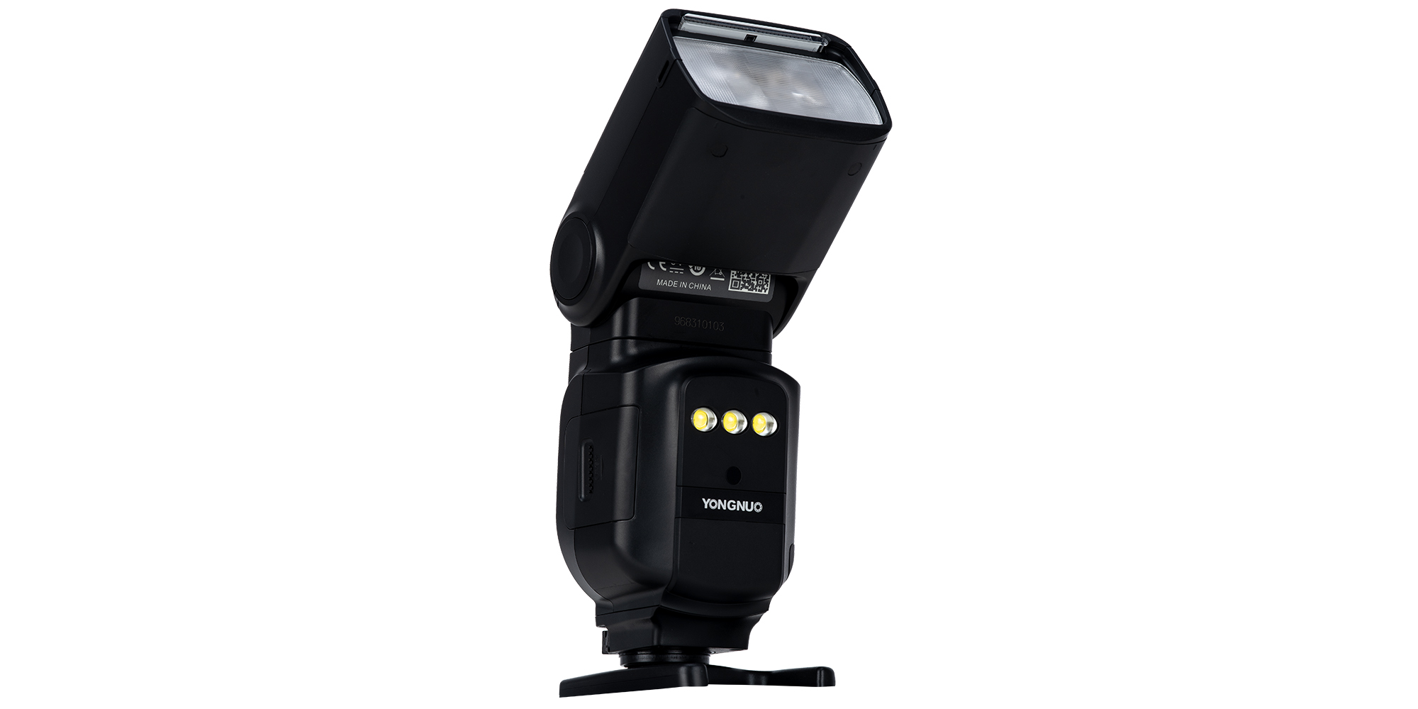 Lampa błyskowa Yongnuo YN968S III do Sony na białym tle - widok od frontu