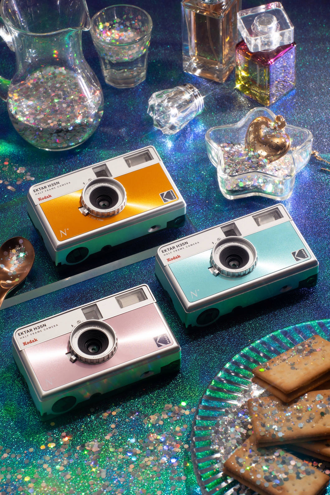 Aparat fotograficzny Kodak H35N 35 mm – Klasyka w nowoczesnym wydaniu