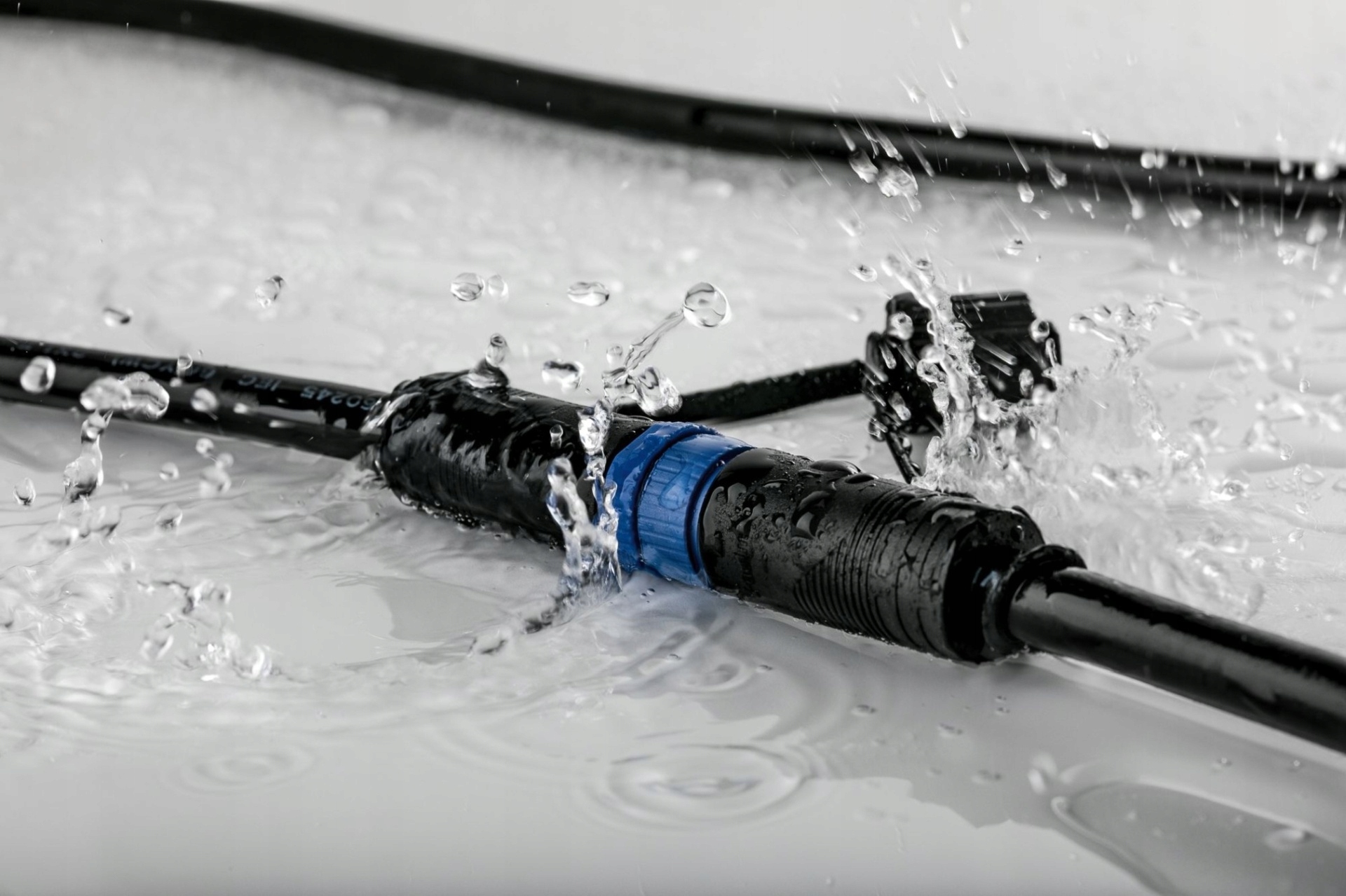 Wodoodporność i odporność na warunki atmosferyczne – IP65 dla pewności