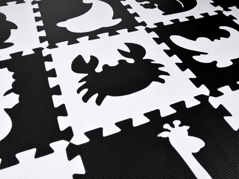 Miękkie puzzle w kontrastowych kolorach