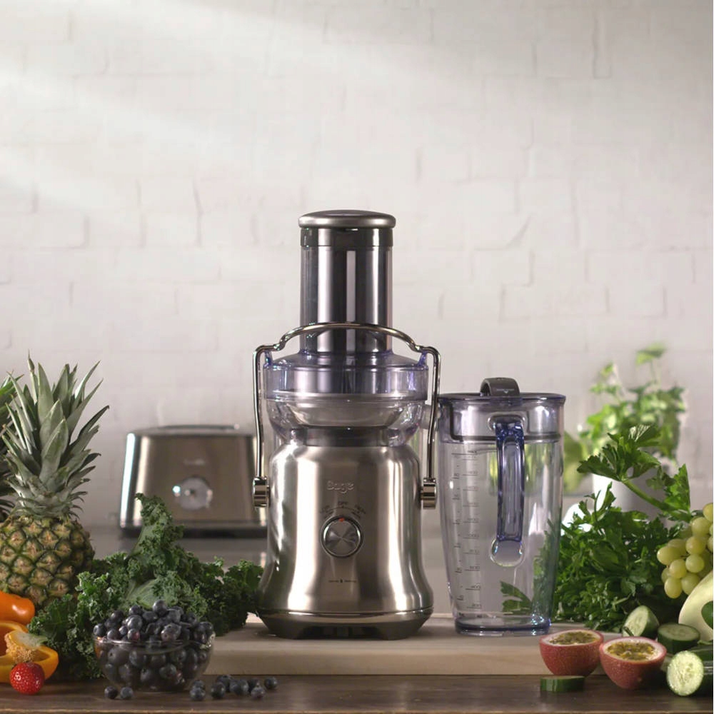 Duży otwór do napełniania o średnicy 8,8 cm