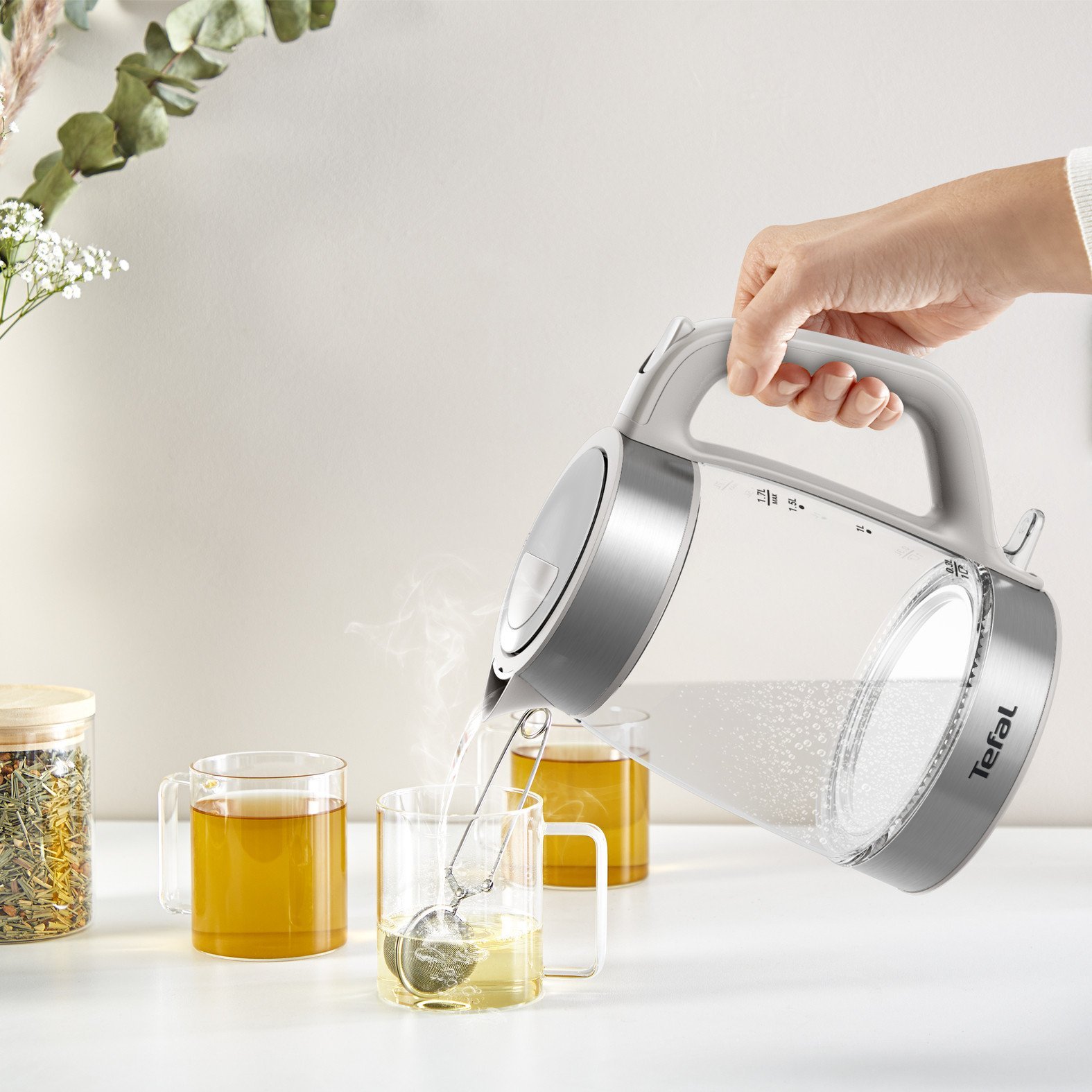 Czajnik elektryczny Tefal KI605B30 – Elegancja i funkcjonalność w Twojej kuchni