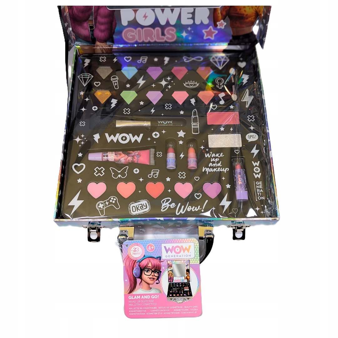 Praktyczne akcesoria: aplikatory, eyeliner i lusterko w podróży