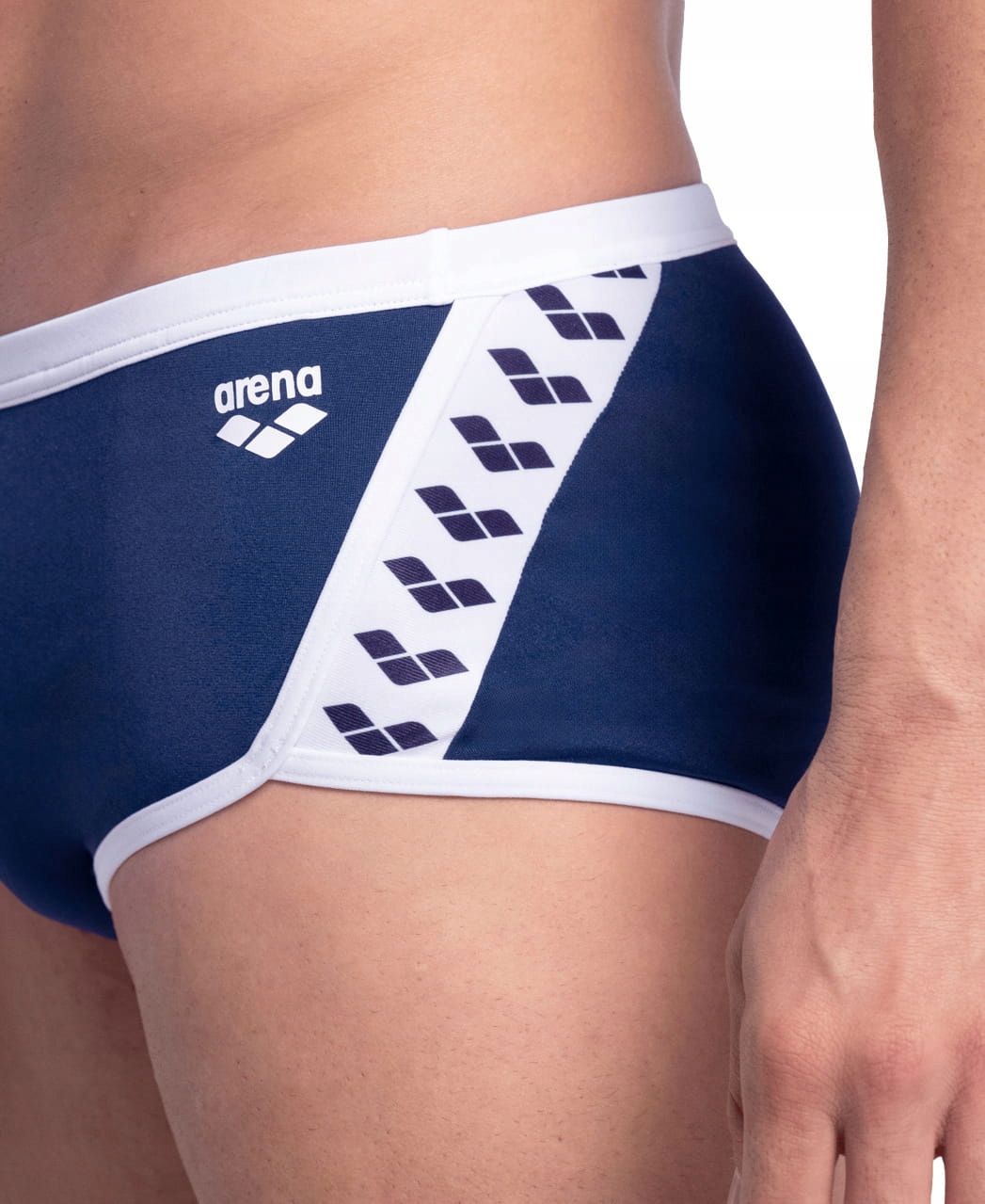Modny design i kolorystyka – Wyróżnij się na plaży