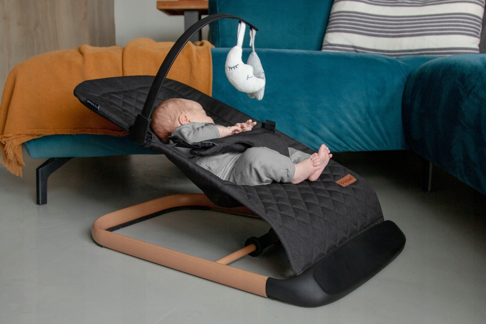 Ergonomiczna konstrukcja wspierająca rozwój motoryczny