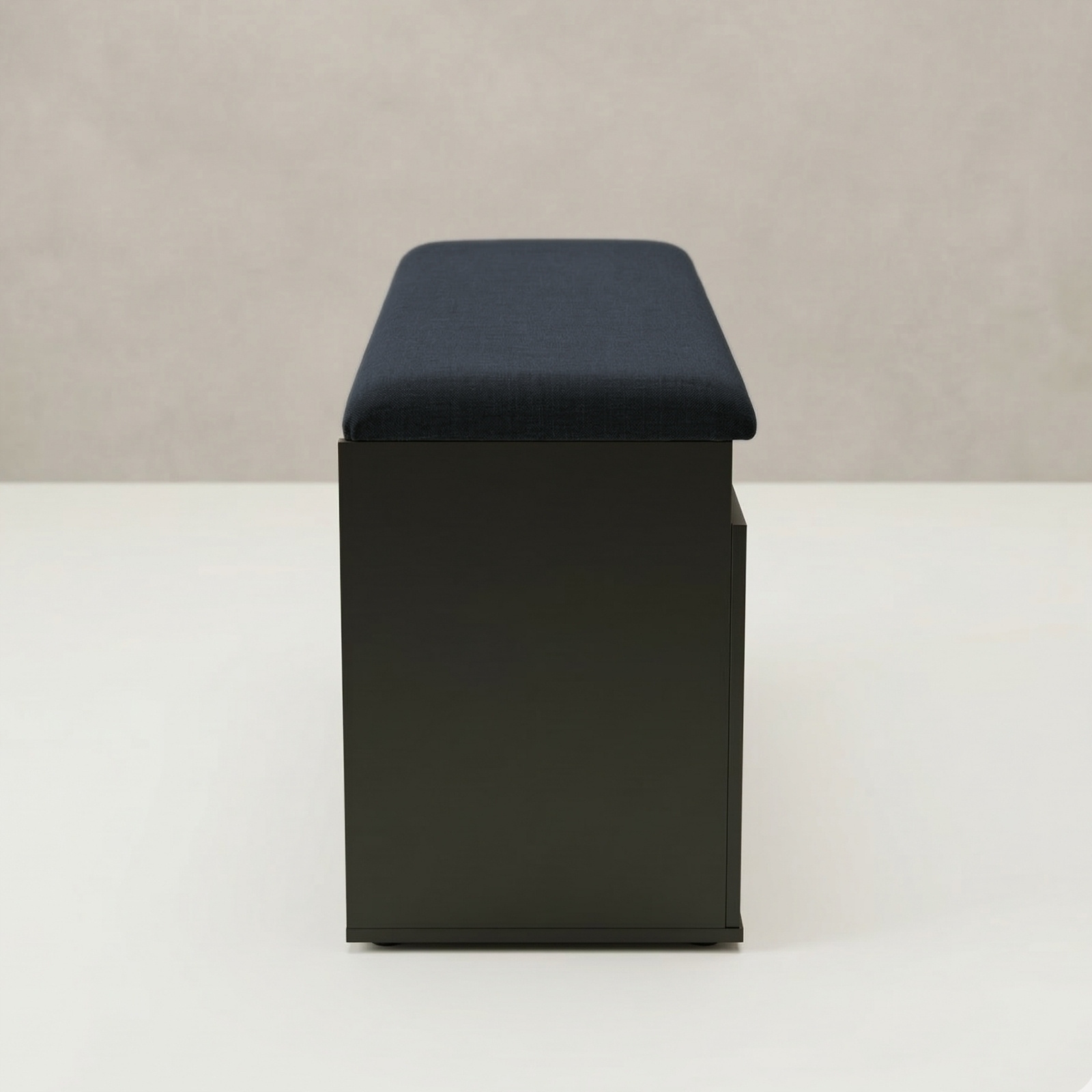 Wymiary i kompaktowy design – 80 x 50 x 35 cm
