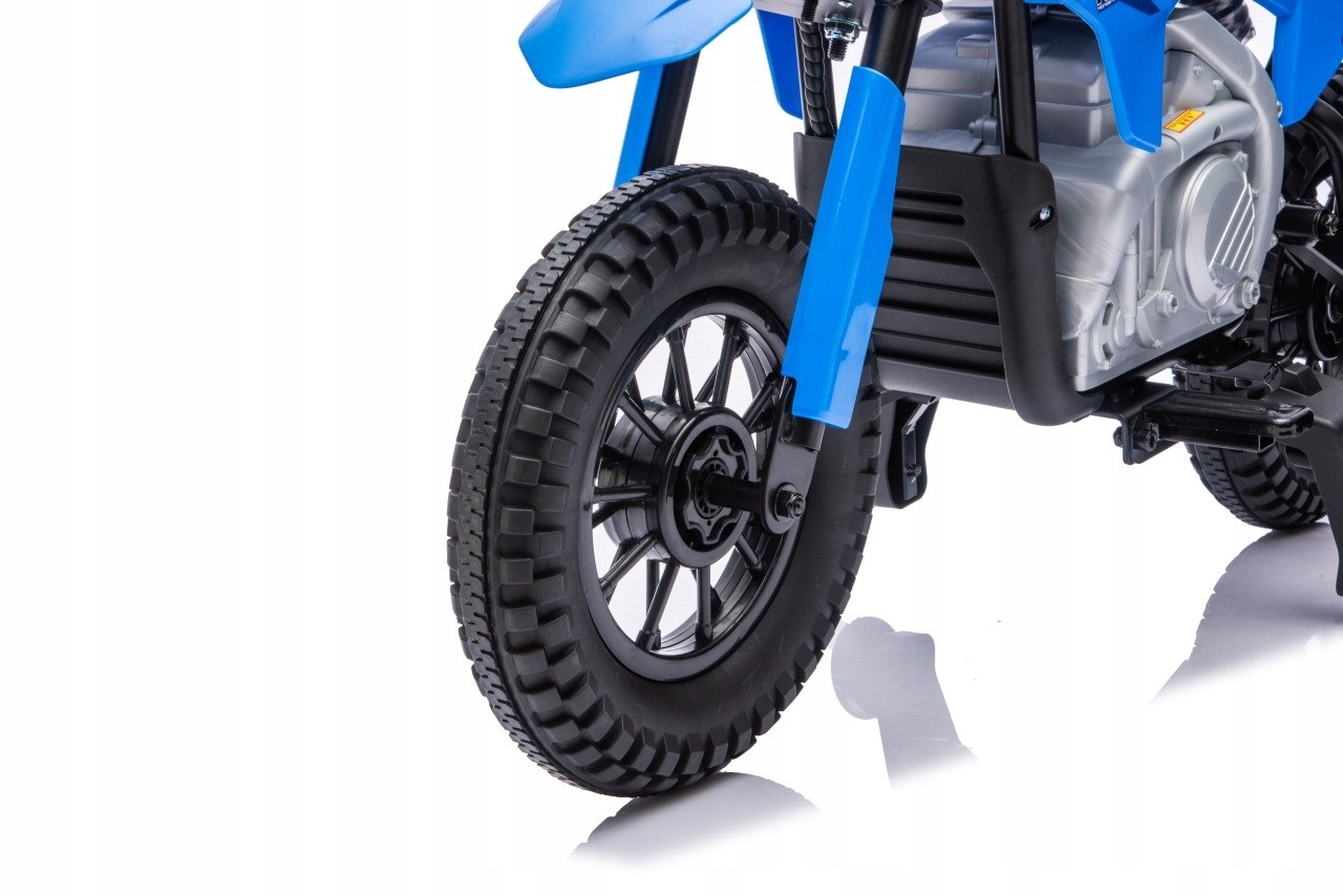 Stylizacja na prawdziwy motocykl Honda CFR450R