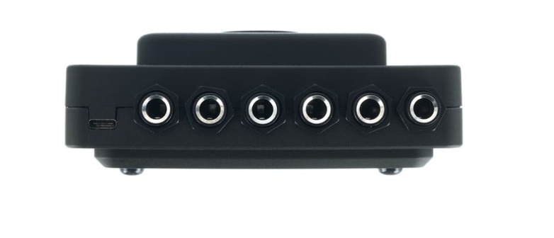 Łączność WiFi dla wygodnego przesyłania treści