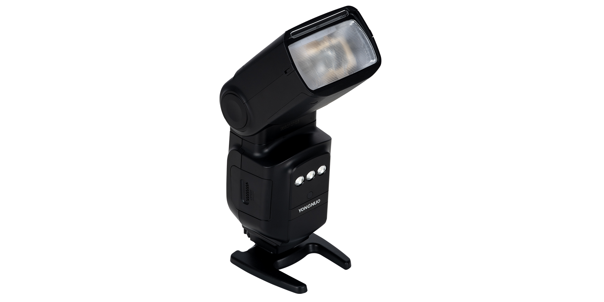 Lampa błyskowa Yongnuo YN968S III do Sony na białym tle ustawiona pod kątem 45 stopni