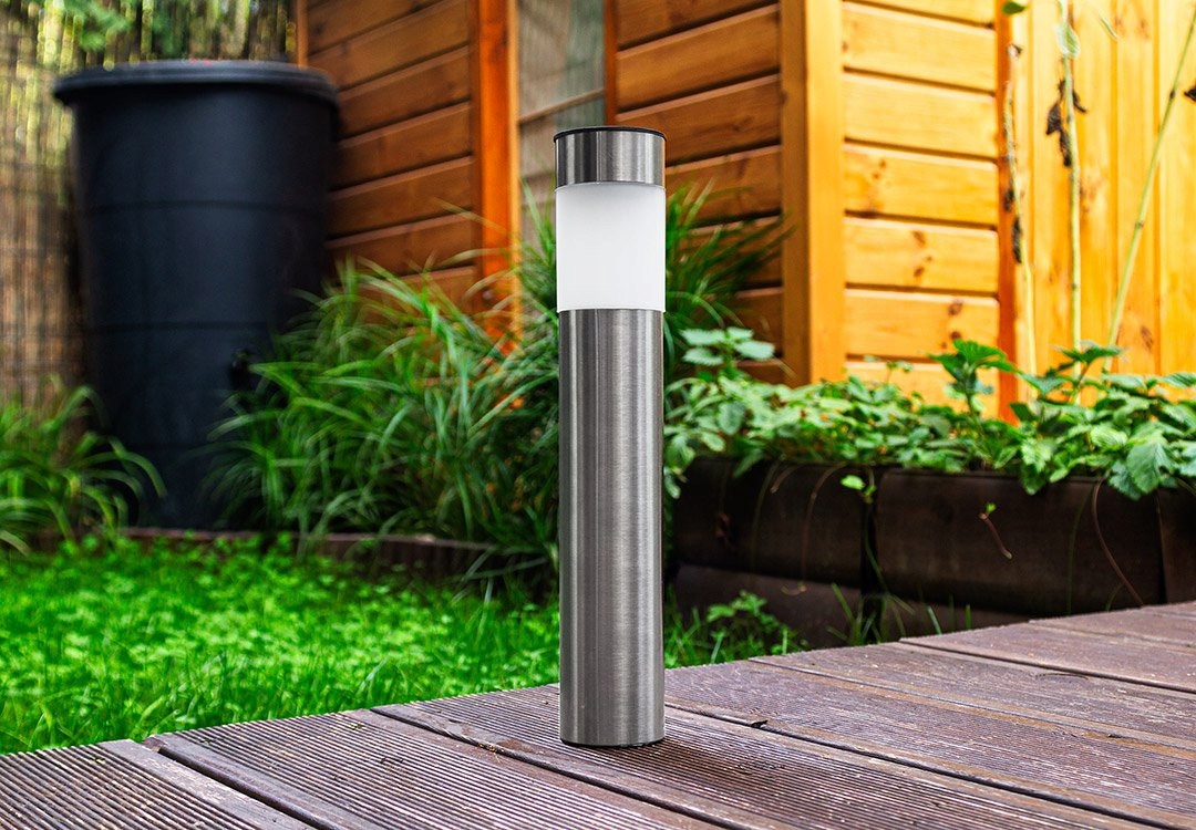 Słupek ogrodowy LED solarny NEO TOOLS – Oświetlenie Twojego ogrodu