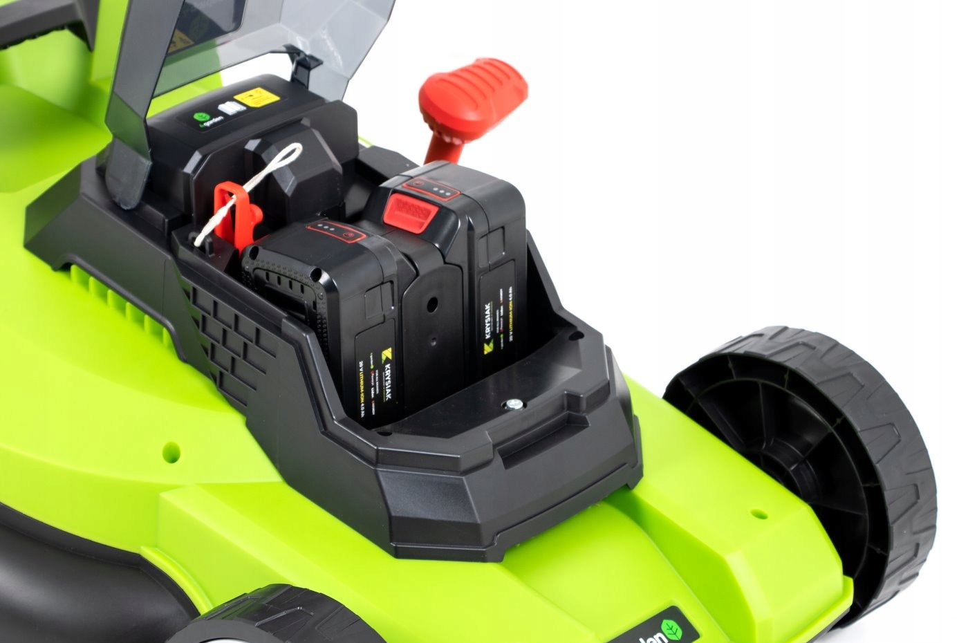 Szerokość robocza 44 cm – Efektywne koszenie dużych powierzchni