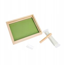 Baby Art Pure Frame drewniany zestaw do tworzenia odcisku stópki lub rączki dziecka 3601092030