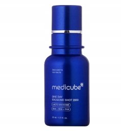 Apis Medicube One Day Exosome Shot 2000 - Rewitalizujące serum z mikroigłami, 30ml