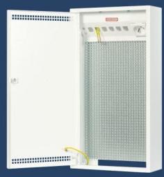 Karwasz Rozdzielnica natynkowa MRN-2. Patch panel, gniazdo 250v 2P+Z, płyta montażowa perforowana 255X480X100 (MRN-2)