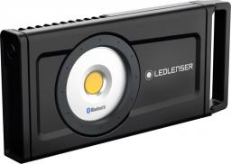 Latarka Ledlenser iF8R Black Box