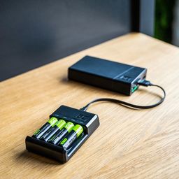 Ładowarka Green Cell VitalCharger (GRSETGC01)