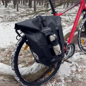 Wozinsky Wodoodporna torba rowerowa sakwa na bagażnik 25l 2w1 czarny (WBB24BK) 4