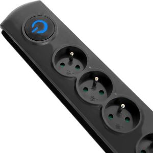Listwa zasilająca Qoltec Swift przeciwprzepięciowa 4 gniazda 1.5 m czarna (50104) 2