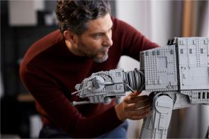 LEGO Star Wars AT-AT (75313) 3