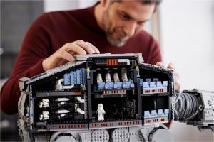 LEGO Star Wars AT-AT (75313) 5