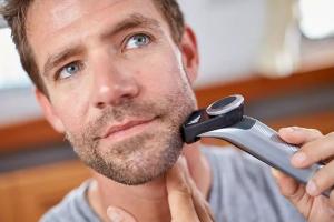 Golarka Philips OneBlade Pro QP6520/20 10