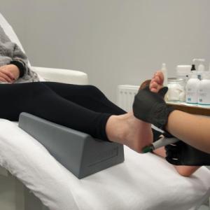 Activeshop PODNÓŻEK DO PEDICURE ACTIV PODO BIAŁY 6
