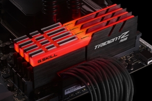 Pamięć G.Skill Trident Z RGB, DDR4, 32 GB, 3200MHz, CL16 (F4-3200C16Q-32GTZR) 2