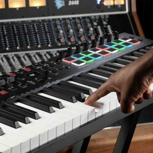 M-Audio M-AUDIO Oxygen PRO 49 - Klawiatura Sterująca 7