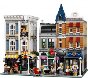 LEGO Creator Expert Assembly Square (10255) 4