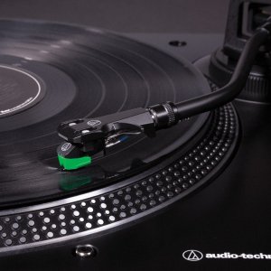 Gramofon AT-LP120XBT-USB 3