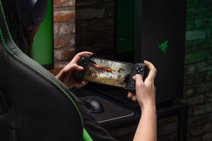 Pad Razer Kishi V2 for iOS (RZ06-04190100-R3M1) 3