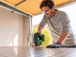 Wyrzynarka Bosch UniversalSaw 18V-100 18 V 26