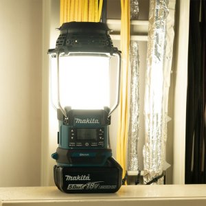 Radio budowlane Makita DMR056 4