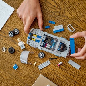 LEGO Speed Champions Nissan Skyline GT-R (R34) z filmu „Za szybcy, za wściekli” (76917) 2