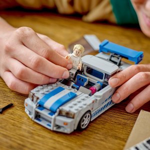 LEGO Speed Champions Nissan Skyline GT-R (R34) z filmu „Za szybcy, za wściekli” (76917) 3