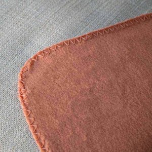 Koc polarowy 170x130 cm (koralowy) 3
