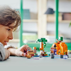 LEGO Minecraft Dyniowa farma (21248) 5
