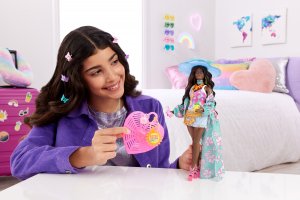 Mattel Extra Fly Lalka Plażowa (HPB14) 5