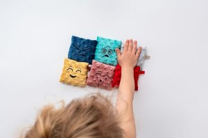 Hencz Toys Woreczki Sensoryczne Emocje 4