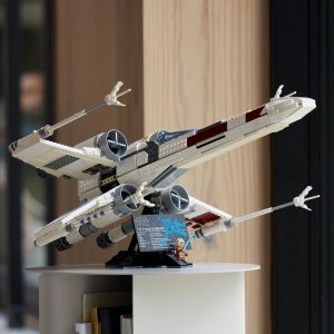 LEGO Star Wars Myśliwiec X-Wing (75355) 9
