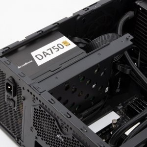 Obudowa SilverStone GD11 Grandia Airflow (SST-GD11B) 6