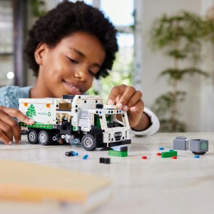 LEGO Technic Śmieciarka Mack® LR Electric (42167) 6