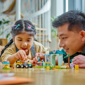 LEGO Friends Lecznica dla zwierząt gospodarskich (42632) 5