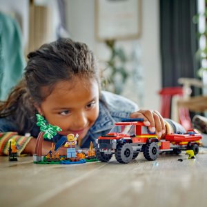 LEGO City Terenowy wóz strażacki z łodzią ratunkową (60412) 5