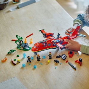 LEGO City Strażacki samolot ratunkowy (60413) 8