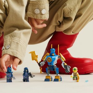 LEGO Ninjago Zestaw bitewny z mechem Jaya (71805) 7