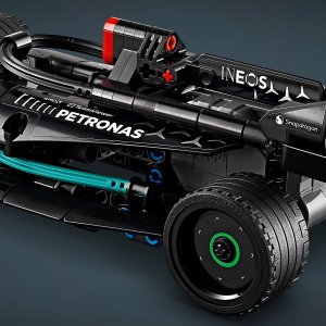 LEGO Technic Mercedes-AMG F1 W14 E Performance Pull-Back (42165) 7