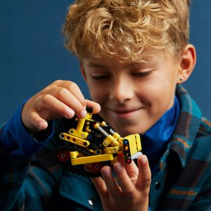LEGO Technic Buldożer do zadań specjalnych (42163) 2