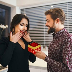 Springos Wieczna róża w pudełku prezentowym Love UNIWERSALNY 10