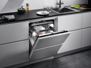 Zmywarka AEG DISCHWASHER BI FSE74747P 2